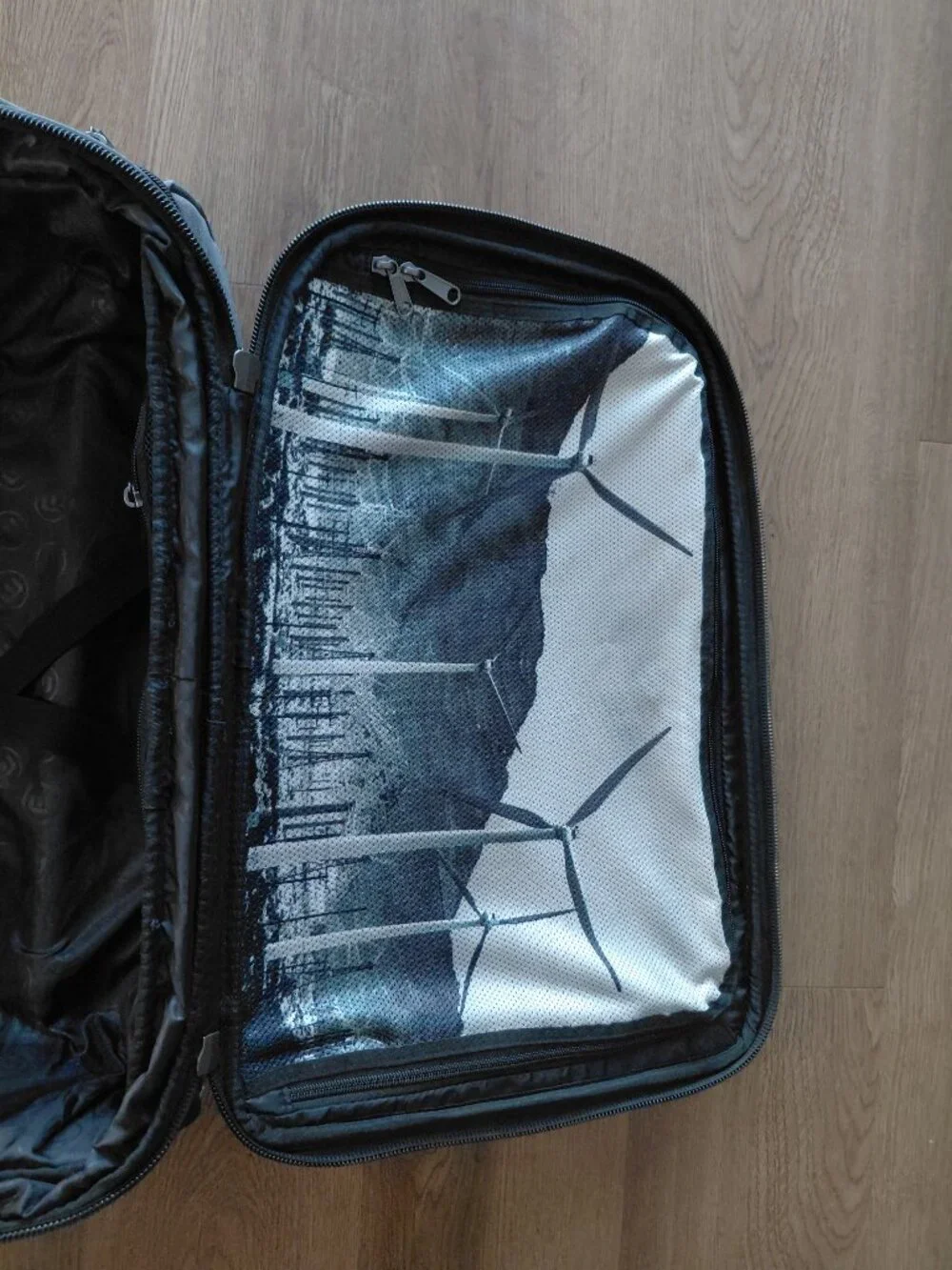 TravisMathew Carry-On Suitcase | 23